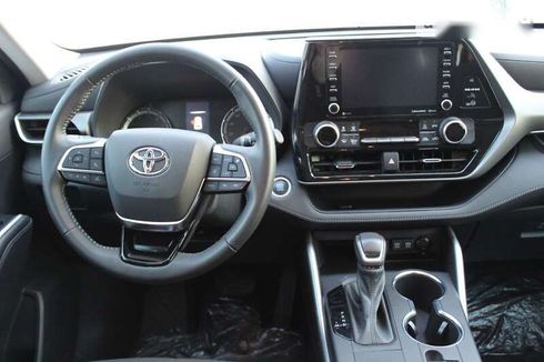 Toyota Highlander 2021 - фото 11