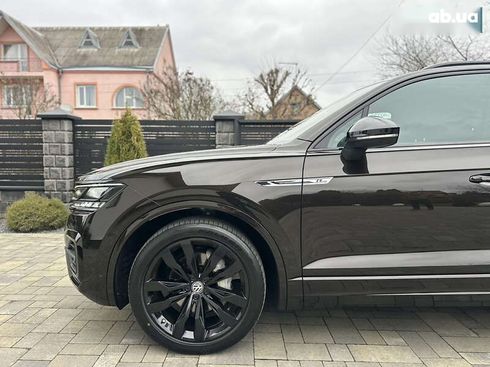 Volkswagen Touareg 2019 - фото 14