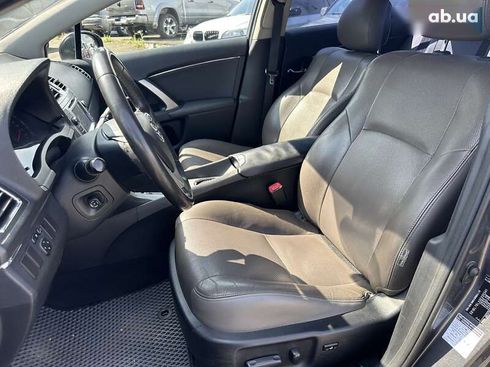 Toyota Avensis 2013 - фото 13