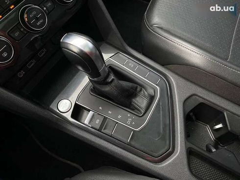Volkswagen Tiguan 2017 - фото 17