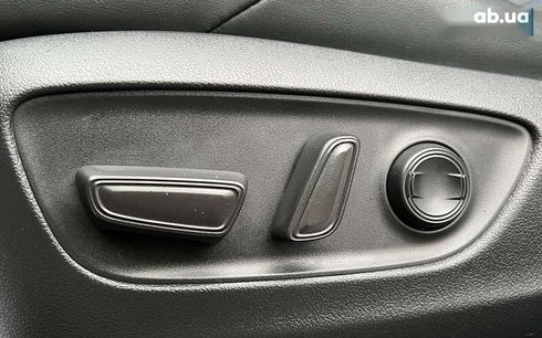 Toyota RAV4 2021 - фото 20