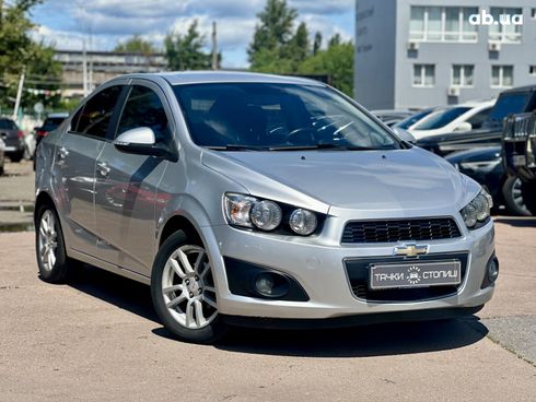 Chevrolet Aveo 2014 серый - фото 7