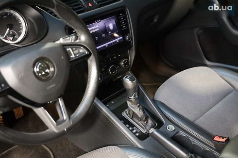 Skoda Octavia 2019 - фото 15