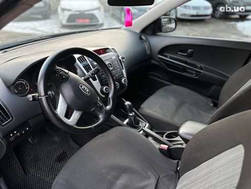 Kia Cee'd 2010 черный - фото 22