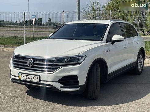 Volkswagen Touareg 2020 - фото 8
