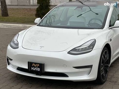 Tesla Model 3 2019 - фото 3