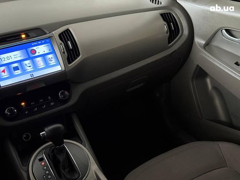 Kia Sportage 2010 синий - фото 18