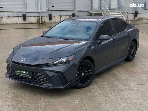 Toyota Camry 2024 - фото 2