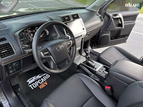 Toyota Land Cruiser Prado 2021 - фото 20