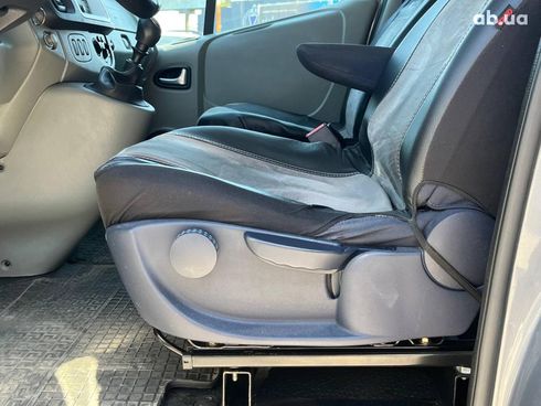 Renault Trafic 2014 серый - фото 43