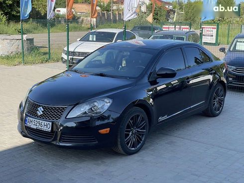 Suzuki Kizashi 2011 - фото 2