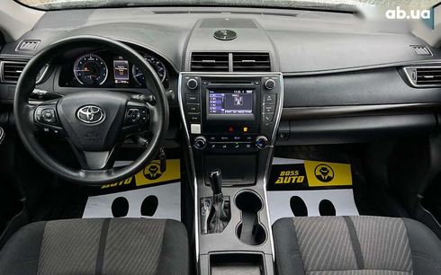 Toyota Camry 2016 - фото 11