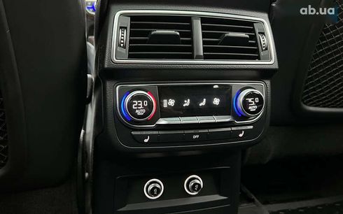 Audi Q7 2018 - фото 24