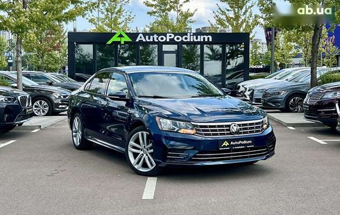 Volkswagen Passat 2018 - фото 3