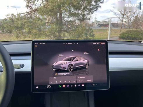 Tesla Model 3 2023 - фото 19