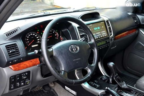 Toyota Land Cruiser Prado 2006 - фото 3