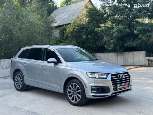 Audi Q7 2018 серый - фото 4