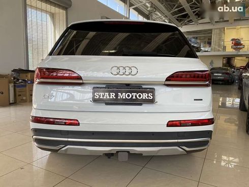 Audi Q7 2020 - фото 16