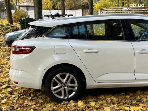 Renault Megane 2018 белый - фото 13