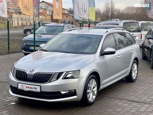 Skoda Octavia 2017 - фото 2