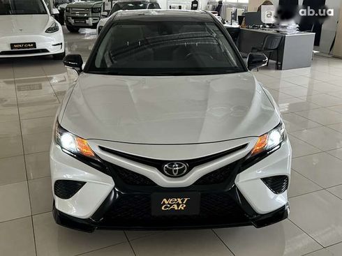Toyota Camry 2020 - фото 29
