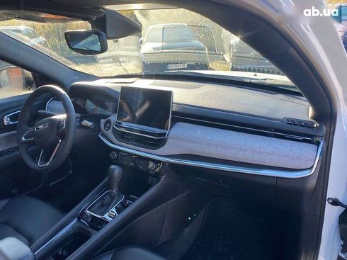 Jeep Compass 2024 - фото 9