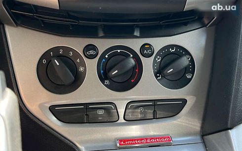 Ford Focus 2011 - фото 25