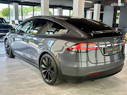 Tesla Model X 2018 - фото 12