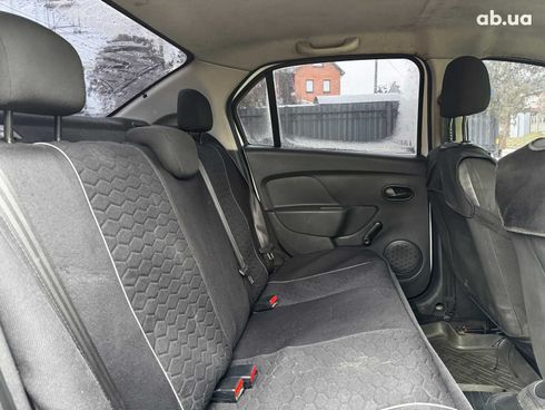 Renault Logan 2015 белый - фото 22