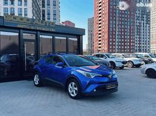 Купити Toyota C-HR 2018 бу в Києві - купити на Автобазарі