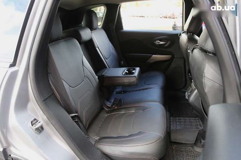 Jeep Cherokee 2017 - фото 11