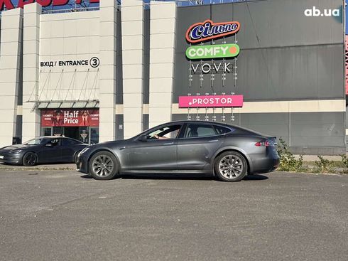 Tesla Model S 2018 - фото 11