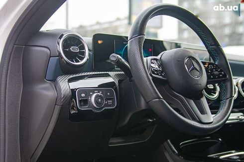 Mercedes-Benz A-Класс 2019 - фото 14