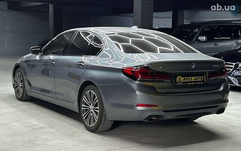 BMW 5 серия 2018 - фото 2