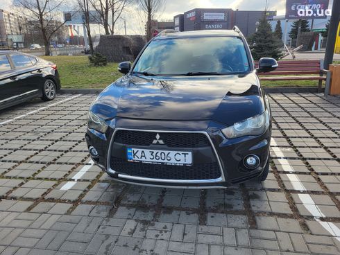 Mitsubishi Outlander XL 2012 черный - фото 19