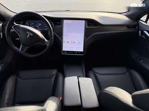 Tesla Model S 2018 - фото 7
