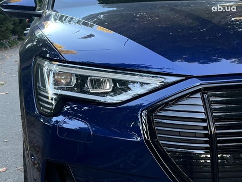 Audi E-Tron 2021 синий - фото 4