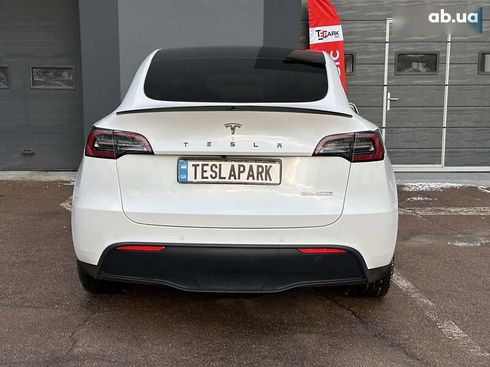 Tesla Model Y 2022 - фото 8