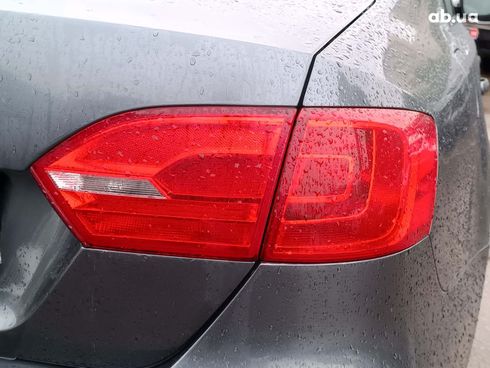 Volkswagen Jetta 2014 серый - фото 9