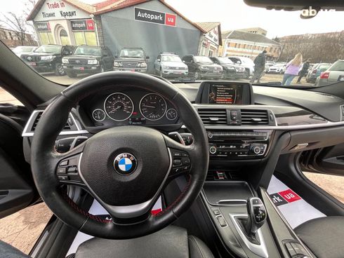 BMW 3 серия 2015 черный - фото 36