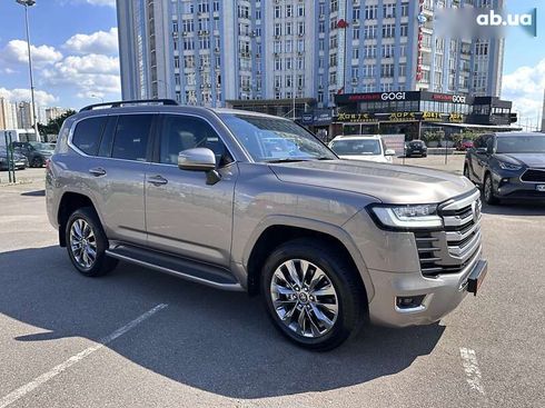 Toyota Land Cruiser 2023 - фото 21