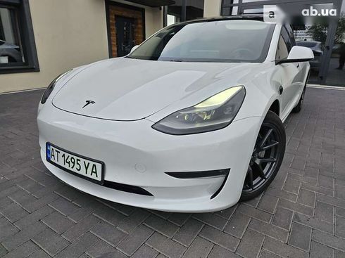 Tesla Model 3 2021 - фото 19