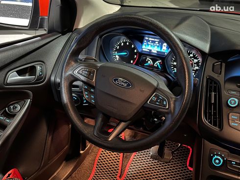 Ford Focus 2015 красный - фото 17