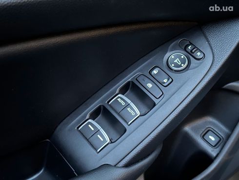 Honda Accord 2022 серый - фото 10