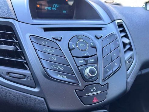 Ford Fiesta 2016 - фото 17