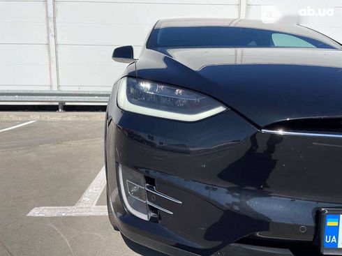 Tesla Model X 2018 - фото 8