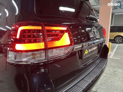 Toyota Land Cruiser 2020 - фото 14