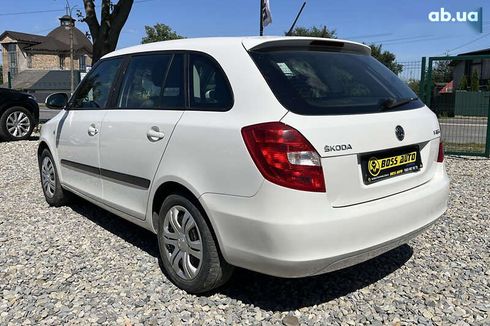 Skoda Fabia 2013 - фото 4