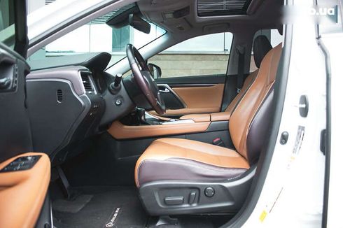 Lexus RX 2018 - фото 15