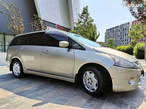 Mitsubishi Grandis 2007 - фото 28
